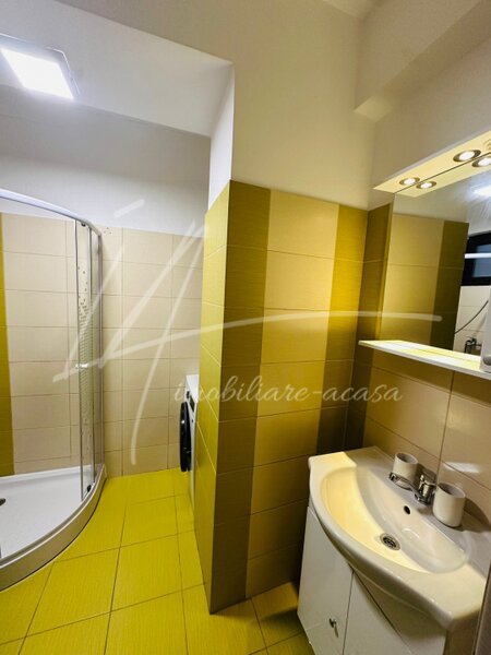 Decebal, str. Delea Noua 24, mutare imediata